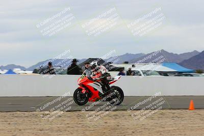 media/Jan-15-2022-CVMA (Sat) [[711e484971]]/Race 11 Amateur Supersport Middleweight/